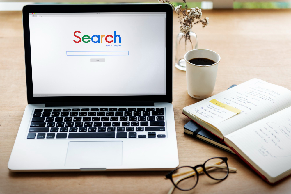 Laptop-google-search-engine-coffee-planning-digital-marketing